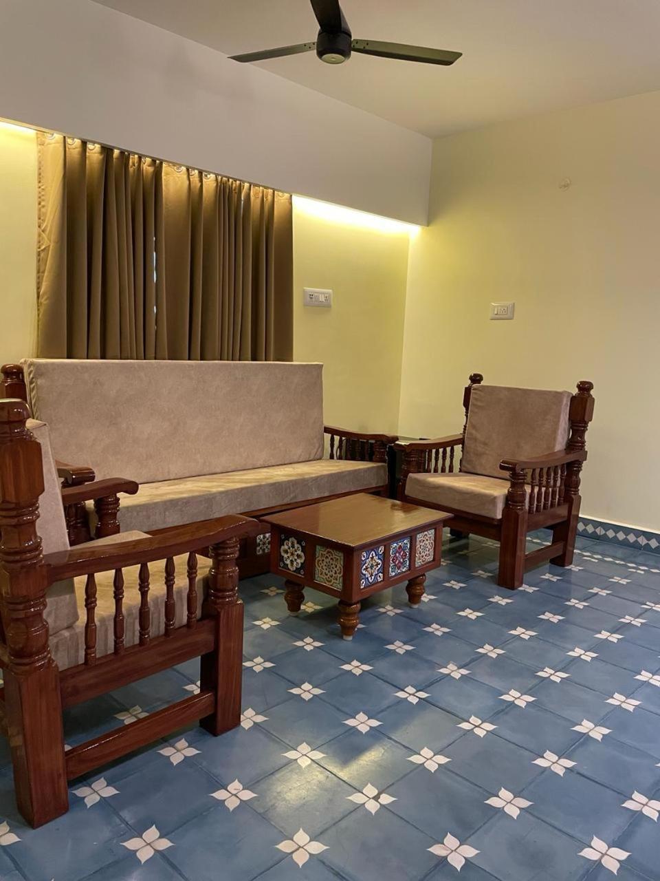 Viswa Residency Srirangam - Heritage Rooms Tiruchirappalli Exterior foto